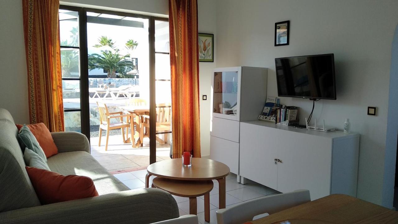 Bungalow Tetir In Caleta De Fuste Exterior photo